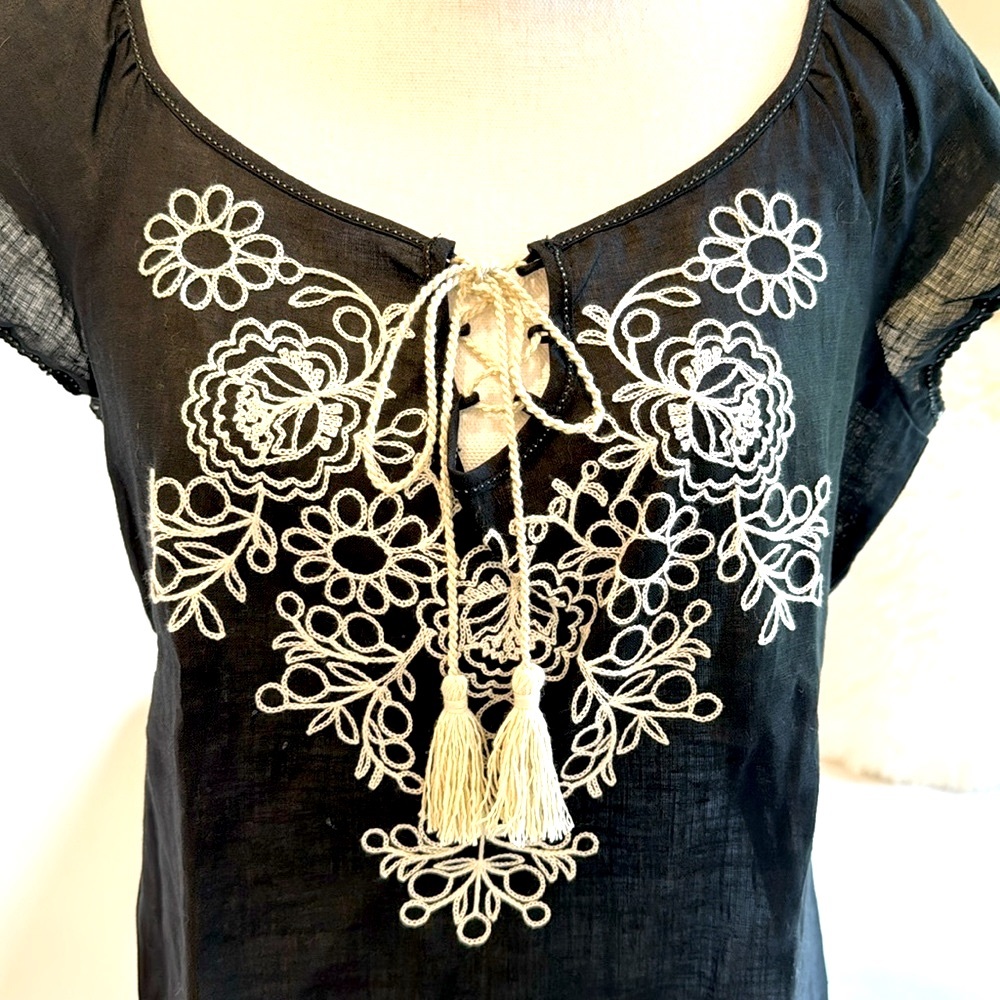 Max Studio Linen Top - Picture 2 of 6
